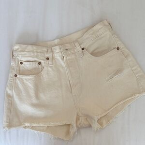 Cream Levi’s high waist Denim Women Shorts
